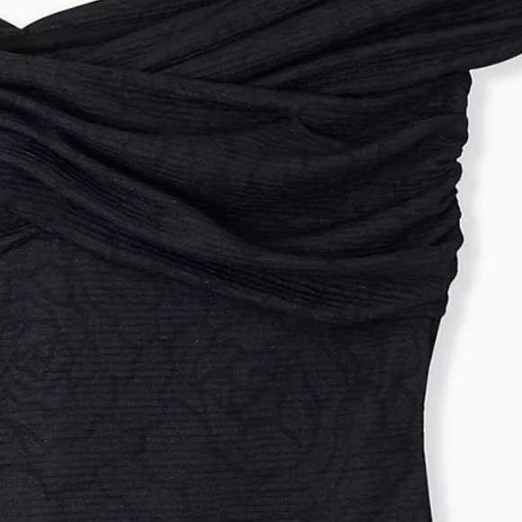 Torrid black cross cross bodysuit new off shoulder size 0 zero - Picture 8 of 11
